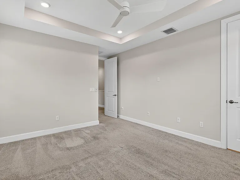1887 SE Ocean Cove Way — Photo 20
