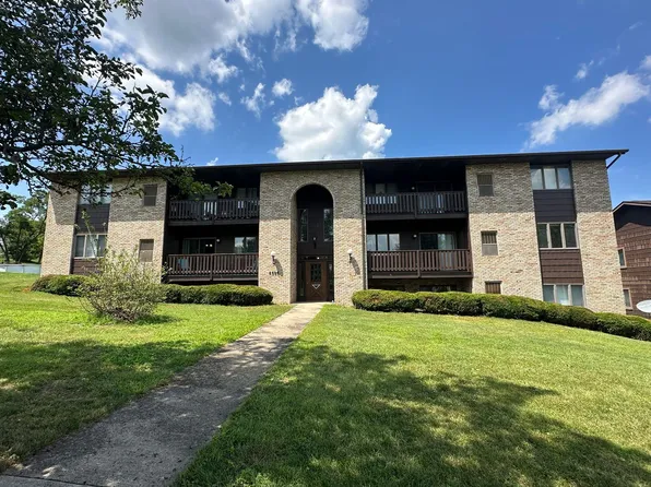 483-491 Lovers Lane; Country Clb #4401-4409-4516, Steubenville, OH 43953