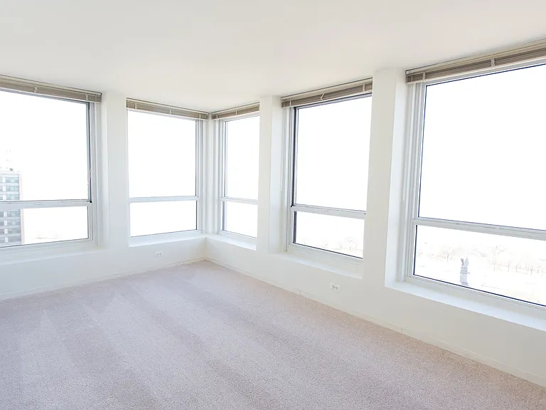 Dining/Living room