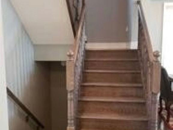 4th image of 238 Kincardine St