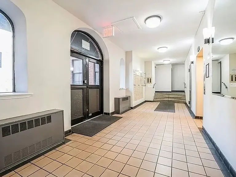 581 Academy St #1G — Photo 24