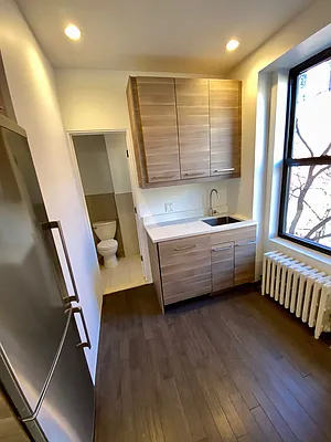 Rented by Douglas Elliman | media 18