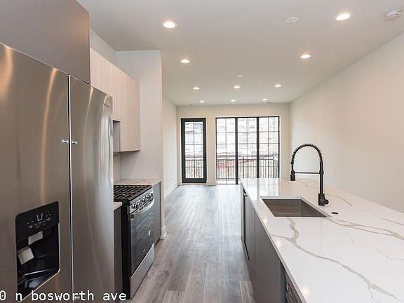 5th image of 1220 N Bosworth Ave #918