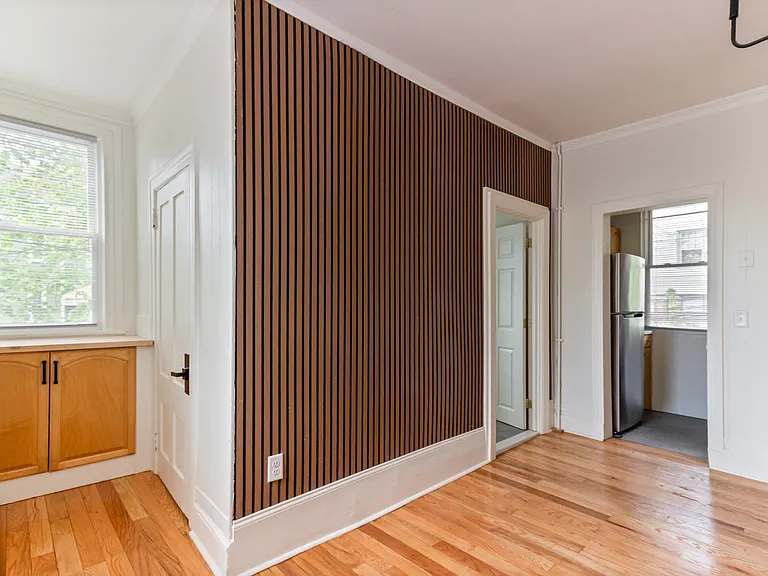169 Waterman St #6 — Photo 3