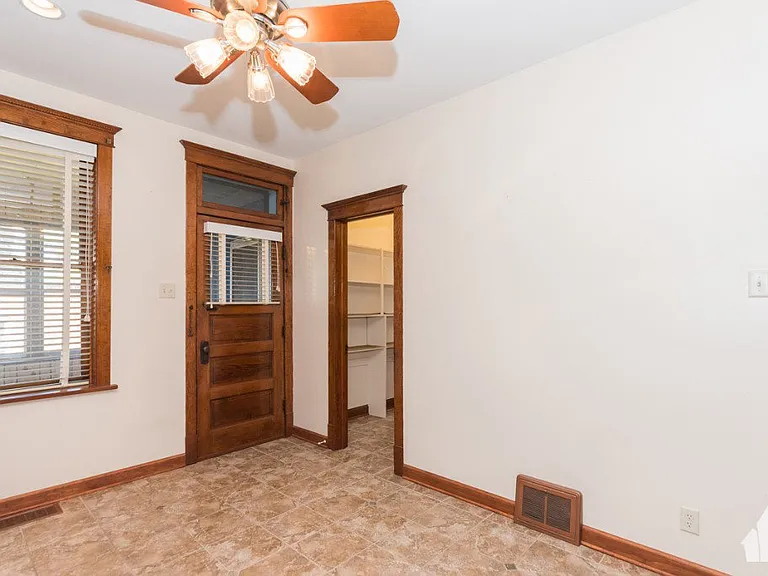 3710 N Damen Ave #1 — Photo 4