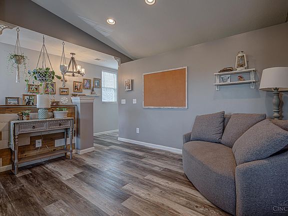 4th image of 7629 Skyview Cir