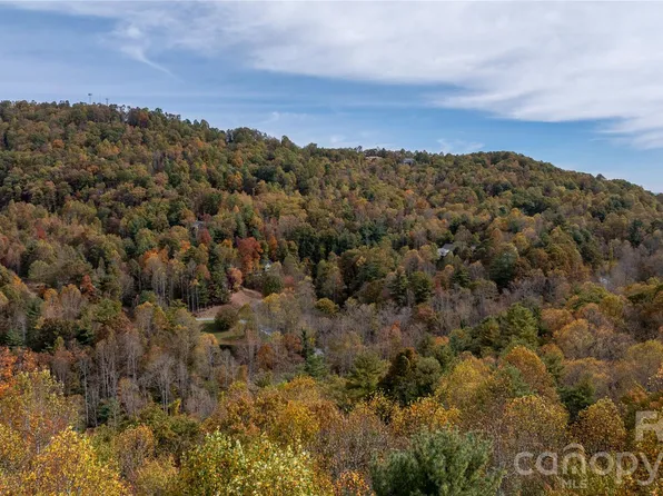 Solomon Cir #16 & 17, Hendersonville, NC 28739