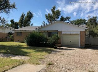 1906 Eton Dr, Perryton, TX 79070