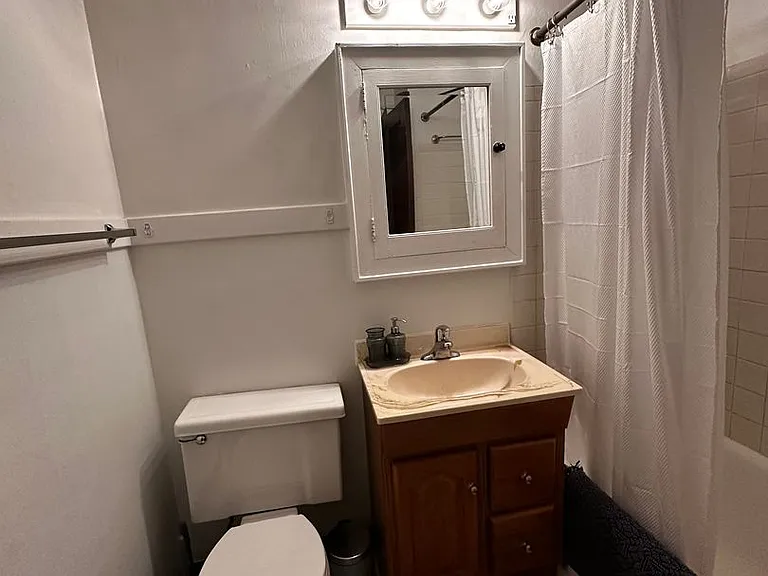 The Windermere Apartments — Photo 6