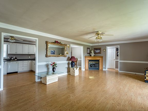 3rd image of 3830 Belle Boyd Ct