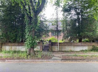 2371 E 6th Ave, Vancouver, BC