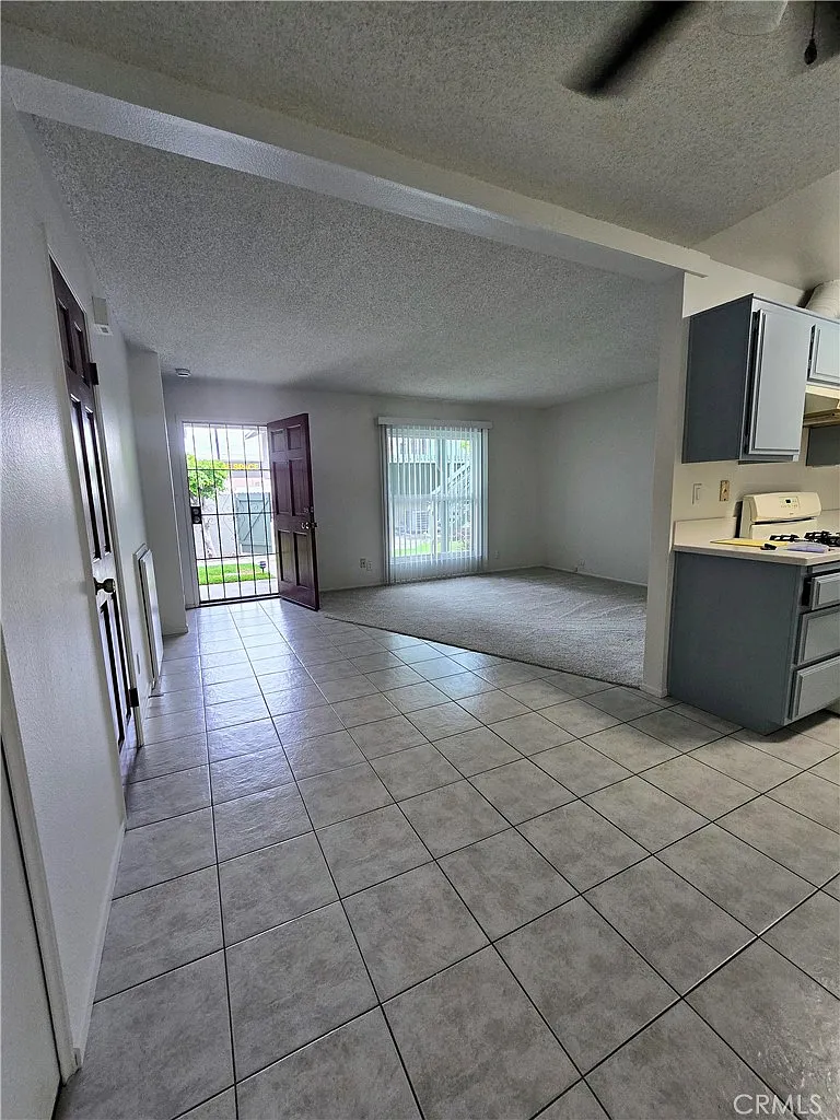 2 bed, 2.5 bath, 1092 sqft, $2,825 — Photo 4