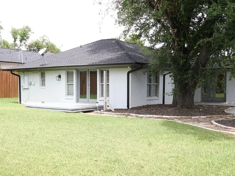 7614 Azalea Ln — Photo 35