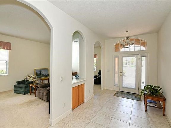Entry, foyer Niche and Living Room / Dining Combination