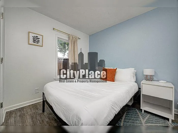 959 Lexington Ave — Photo 22