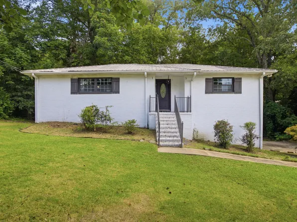 713 3rd Ter, Pleasant Grove, AL 35127