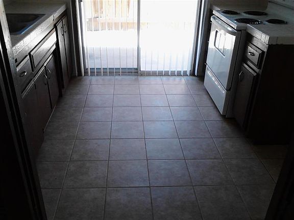 5th image of 431 S Simpson Ave APT A