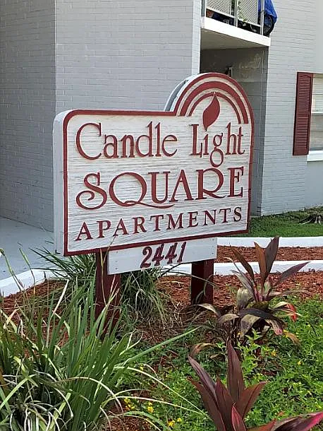 Candlelight Square