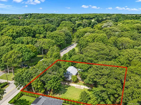 115 Huntington Crossway, Bridgehampton, NY 11932