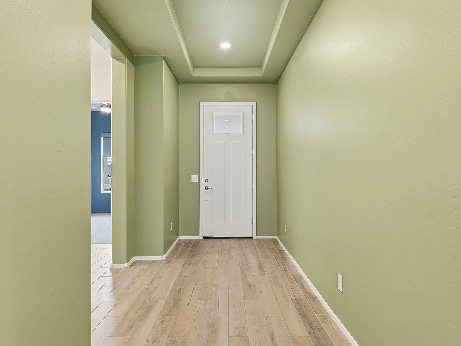 5 bed, 2756 sqft, $3,000 — Photo 3