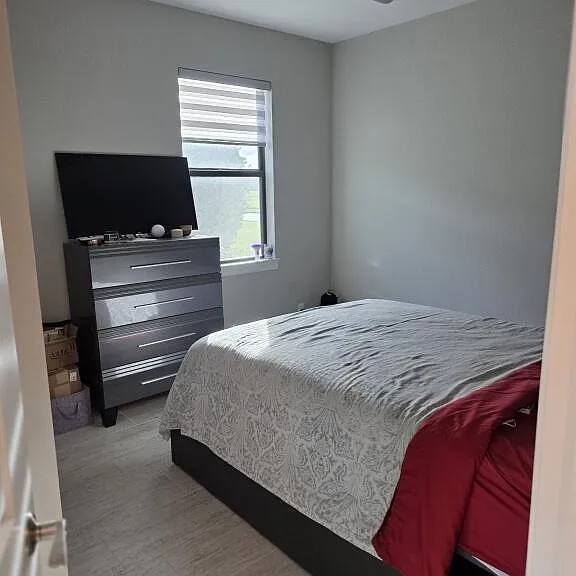 527 SE Vallarta Dr — Photo 40