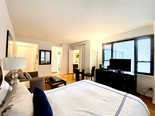 Rented by Direct Properties New York | media 25