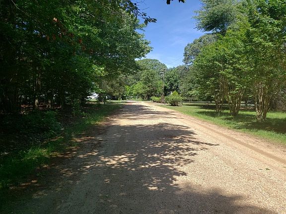 5th image of 40204 Folly Cove Ln
