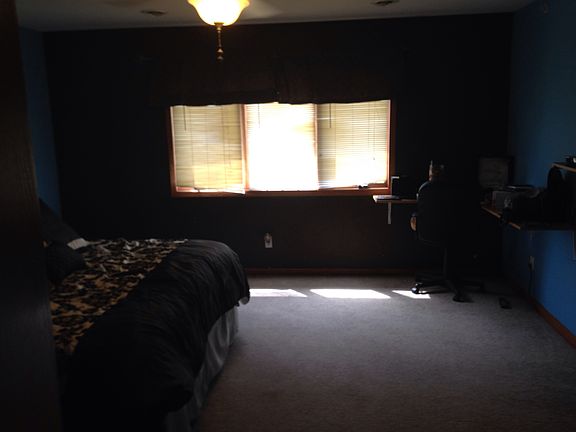 2nd image of 2925 Topaz Dr