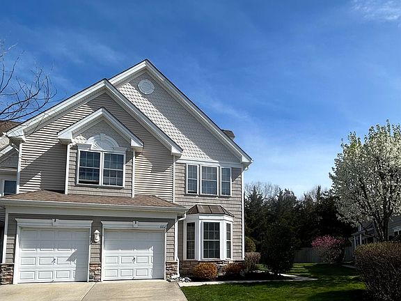 3rd image of 602 Turnberry Ct #602