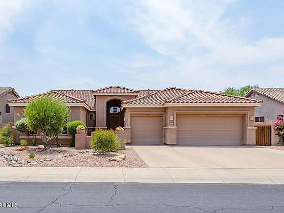 2nd image of 4707 E Robin Ln