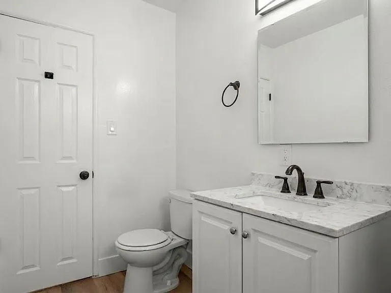 3933 Nicolet Ave #8A — Photo 6