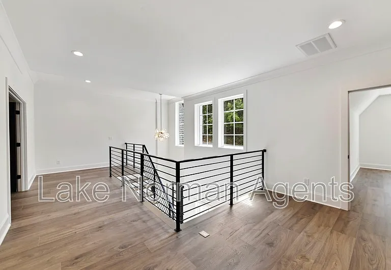 3830 Mill Run — Photo 21