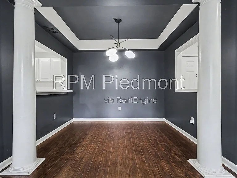 220 Renaissance Pkwy NE #2122 — Photo 12