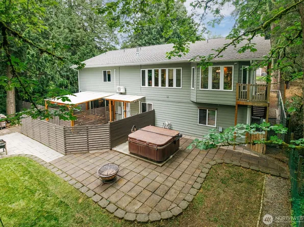 7337 151st Avenue NE, Redmond, WA 98052