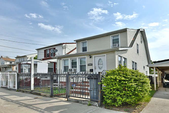 1st image of 118-07 196th St
