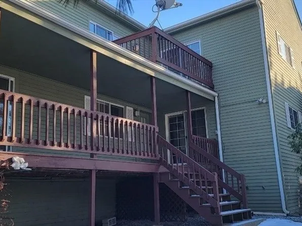 36 Country Club Ln #A, Milford, MA 01757