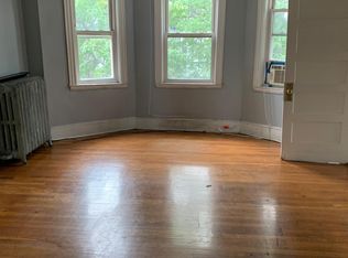 130 Webster St APT 3, Boston, MA 02128