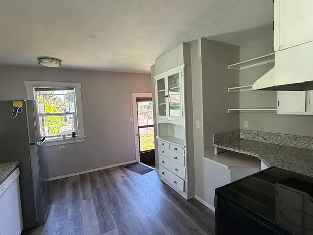 4925 N Willamette Blvd — Photo 5
