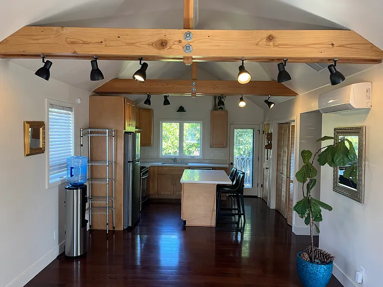 453 Ashton Ave — Photo 4