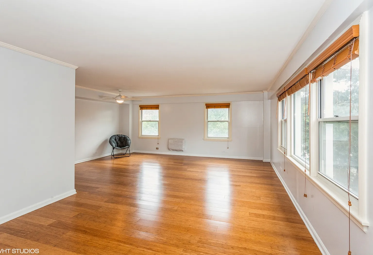 2 bed, 1250 sqft, $2,490 — Photo 4