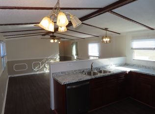 247 Indiana Ave, Oak Grove, KY 42262