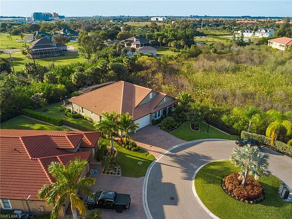 5th image of 8761 Westwood Oaks Pl