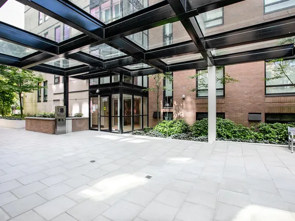 4488 Cambie St #307, Vancouver, BC V5Y 0M2