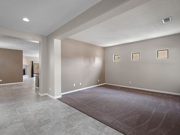 5th image of 224 Valle Alto Dr NE