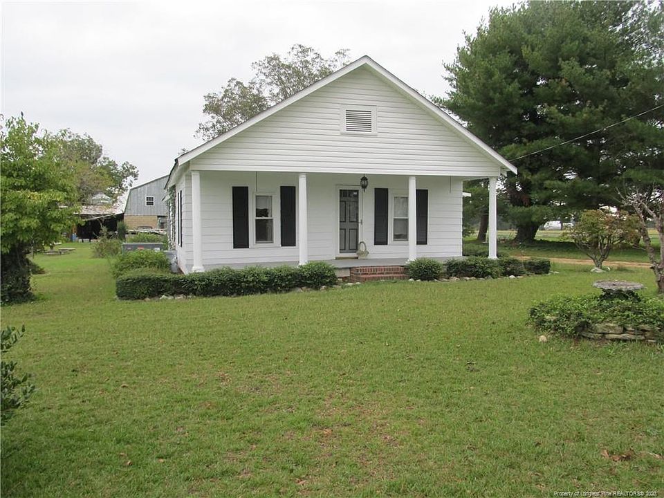 2nd image of 1016 Raven Rock Rd