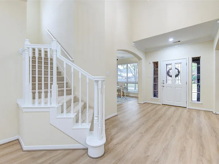 2327 Centerbrook Ln — Photo 6
