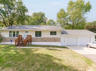 1430 S Emery Ave, Independence, MO 64055