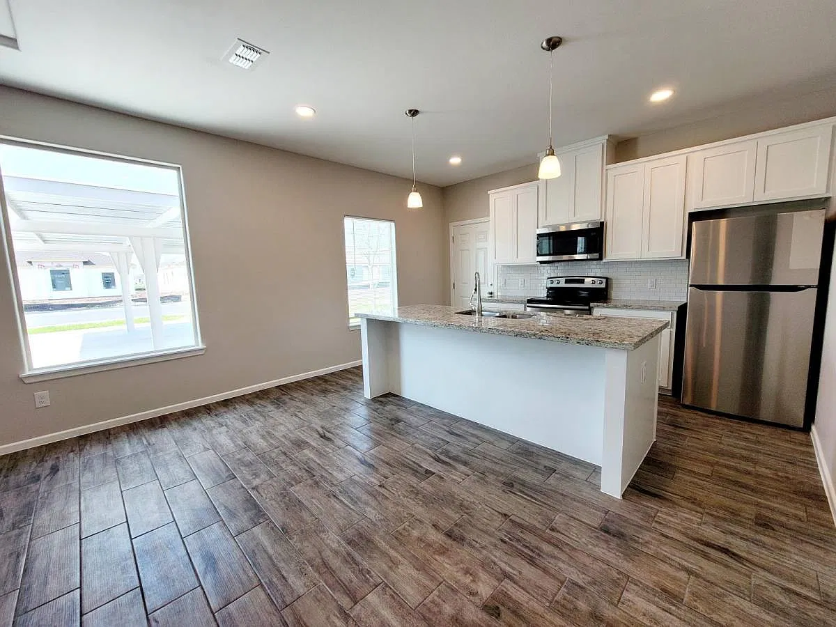 7102 N 56th Lane #1 in Mission, TX 78573 — Photo 4