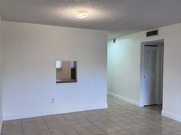5th image of 7920 Camino Real