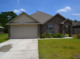 25684 Buffwood St, Denham Springs, LA 70726